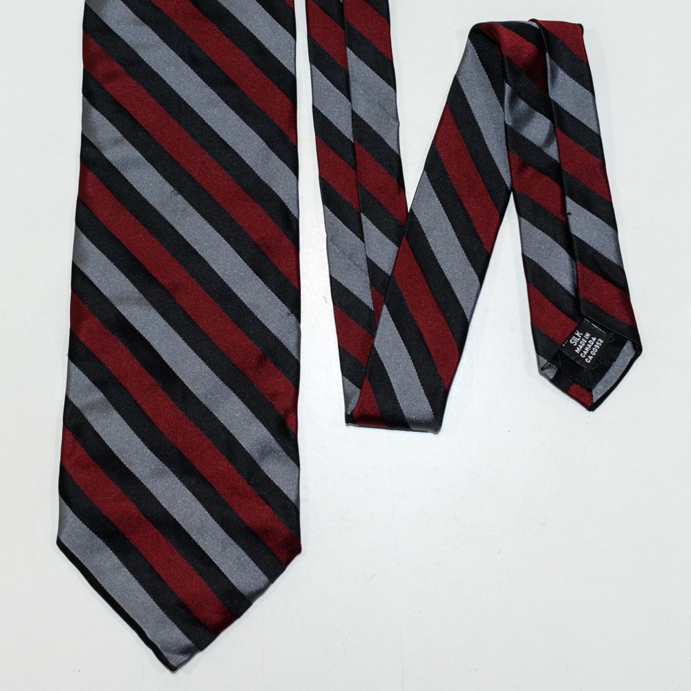 Bachrach tie